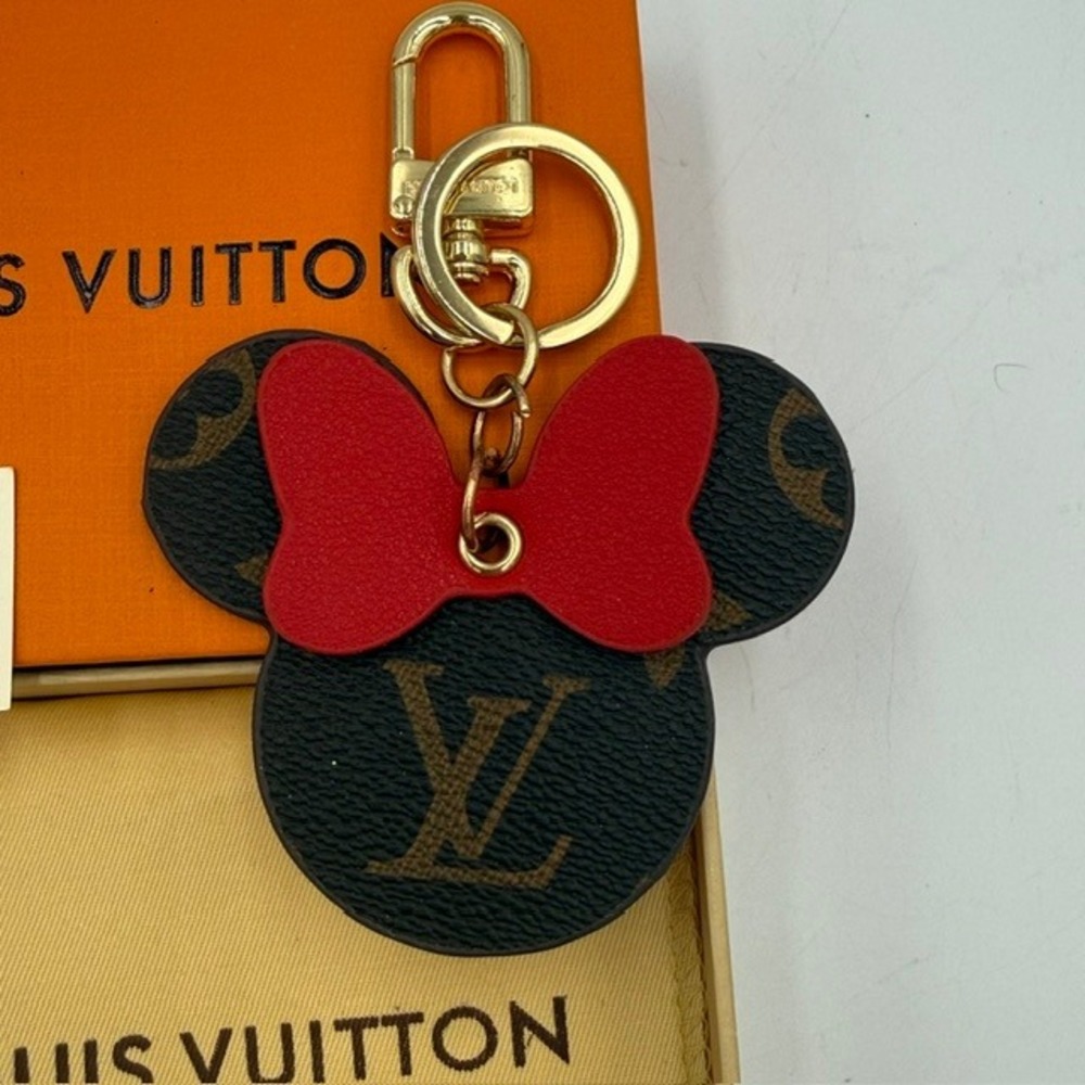 Louis Vuitton Monogram World Tour Minnie Mouse Charm and Key Holder - Picture 2 of 10